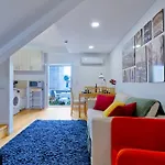 Loft In The Center 아파트