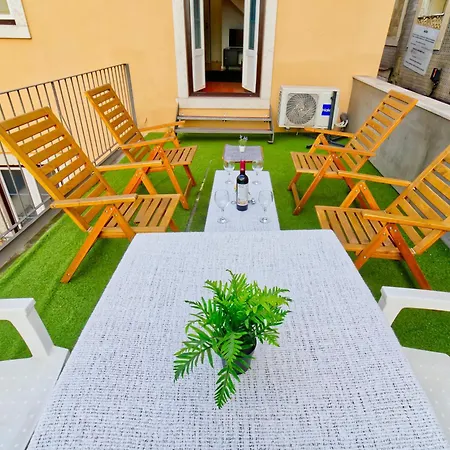 Loft In The Center Apartment